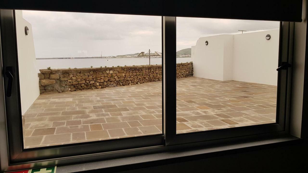 Black House Praia da Vitória Eksteriør billede